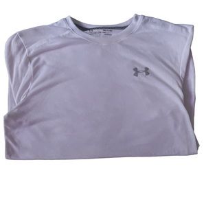 Under Armor women’s small Heatgear t shirt!
